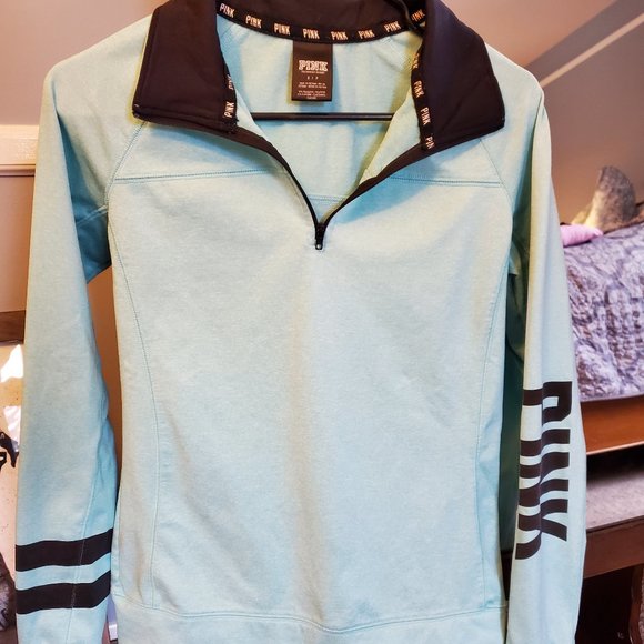 Victoria Secret PINK 1/4 zip pullover size S in pale blue - Picture 2 of 5